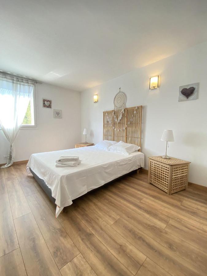 T3 Appartement Dans Residence - Parking - Balcon - Wifi - Clim 拉瓦勒他·杜瓦尔 外观 照片