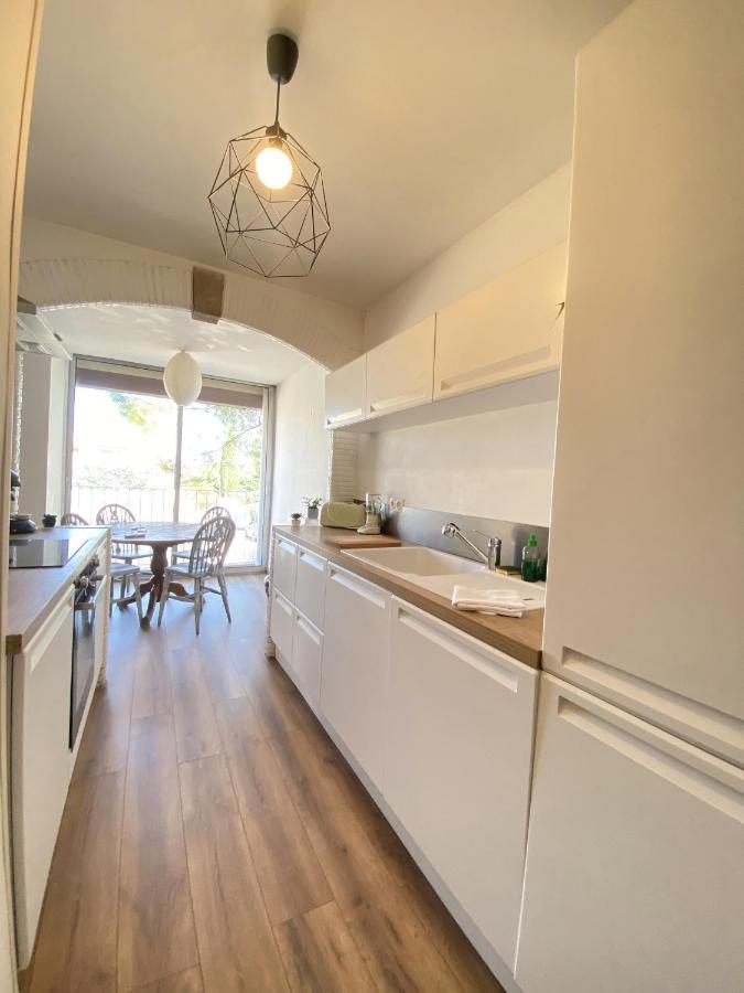 T3 Appartement Dans Residence - Parking - Balcon - Wifi - Clim 拉瓦勒他·杜瓦尔 外观 照片