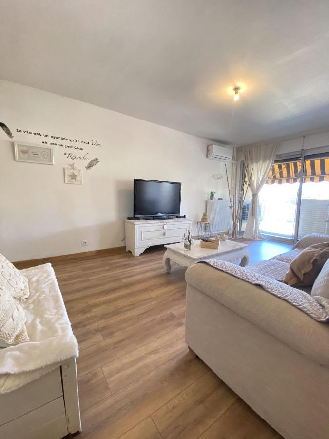 T3 Appartement Dans Residence - Parking - Balcon - Wifi - Clim 拉瓦勒他·杜瓦尔 外观 照片